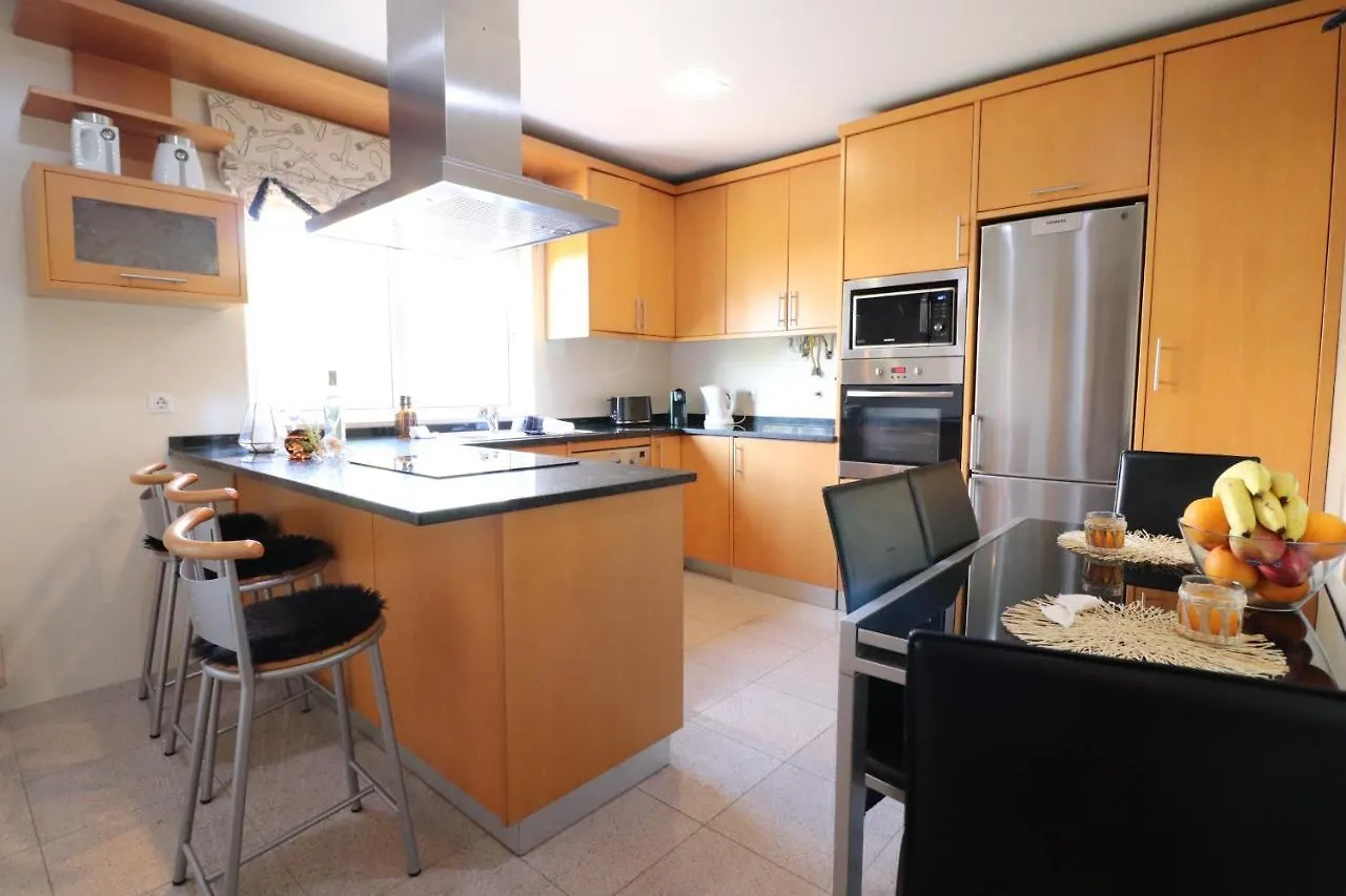 3-Bed Townhouse With Pool In Albufeira Balaia Villa 0*,