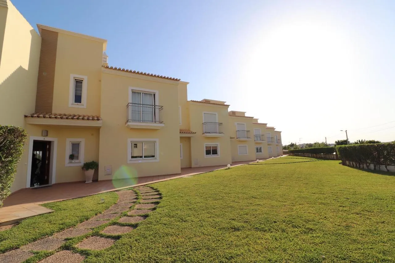 3-Bed Townhouse With Pool In Albufeira Balaia别墅 0*,