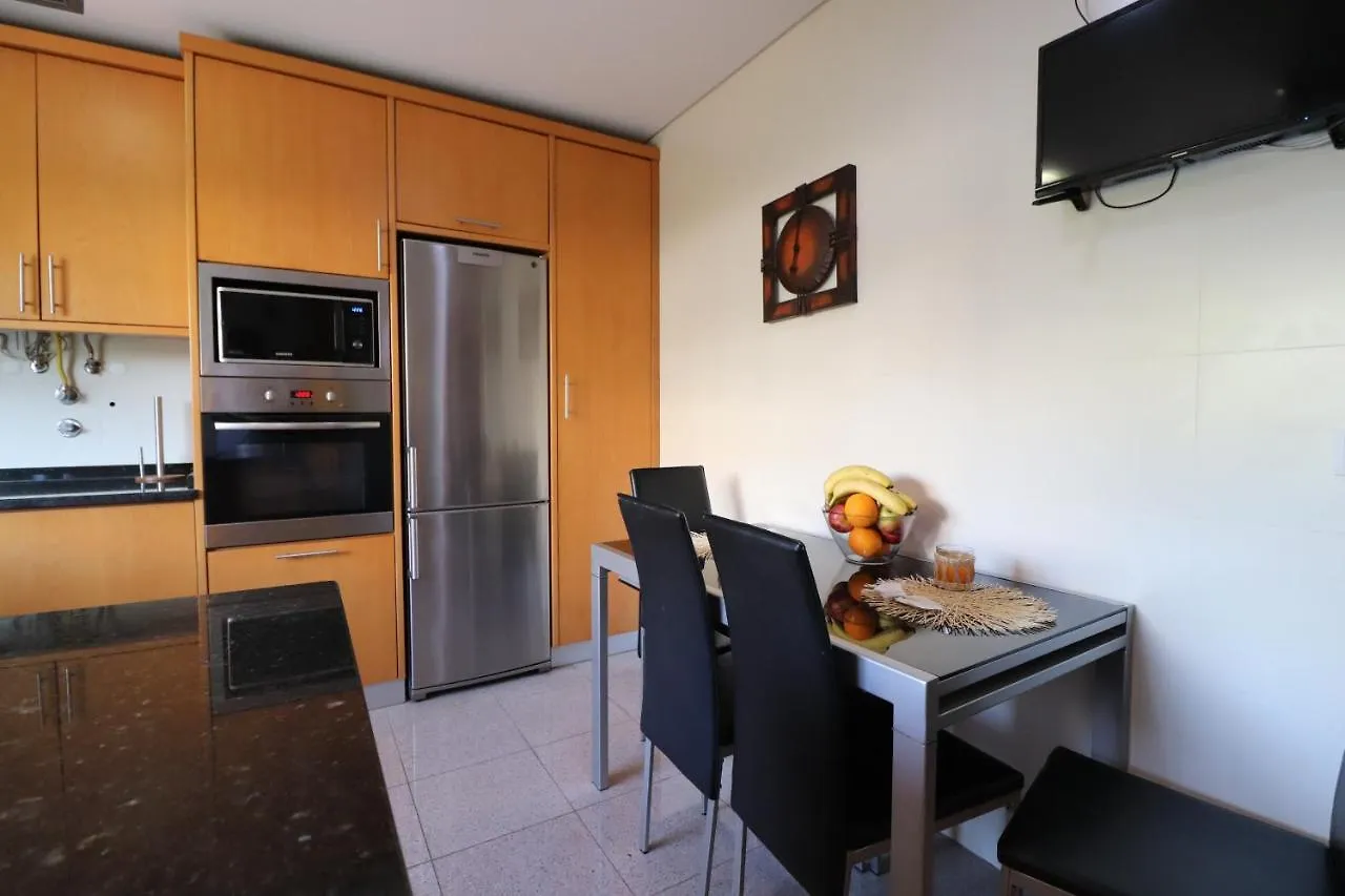 3-Bed Townhouse With Pool In Albufeira Balaia别墅